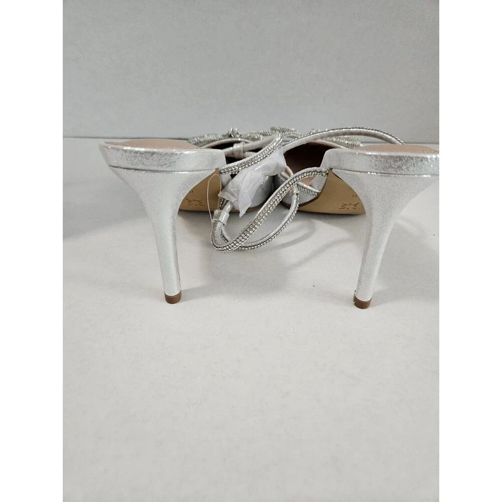 BCBGeneration Annese Silver And Rhinestone Heels Ankle Straps Size 8 Swiftie